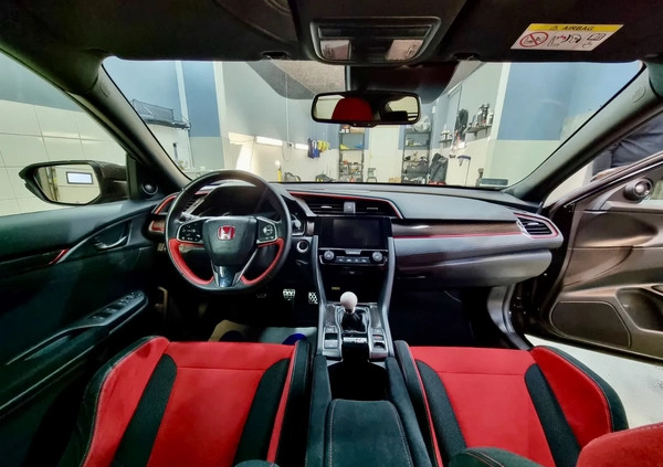 Honda Civic cena 148999 przebieg: 34567, rok produkcji 2017 z Wrocław małe 137